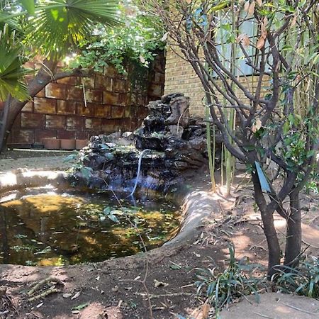 House On York Hotel Johannesburg Bagian luar foto