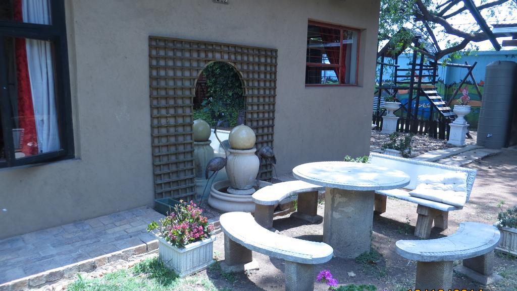House On York Hotel Johannesburg Bagian luar foto