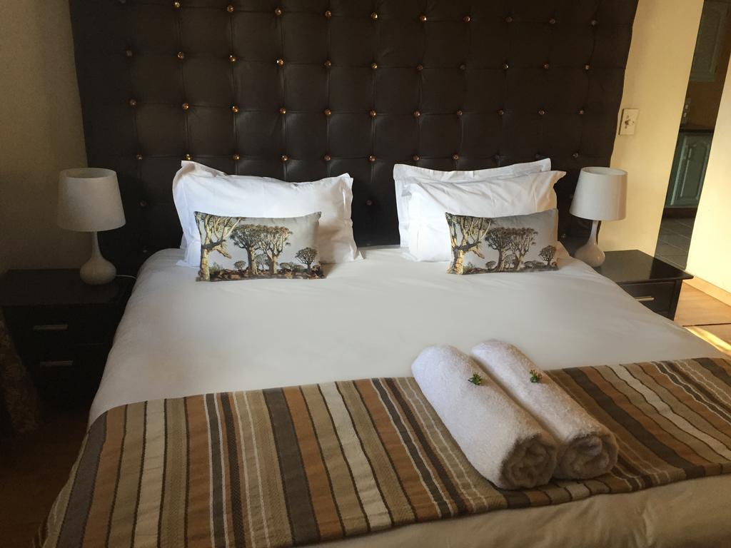 House On York Hotel Johannesburg Bagian luar foto