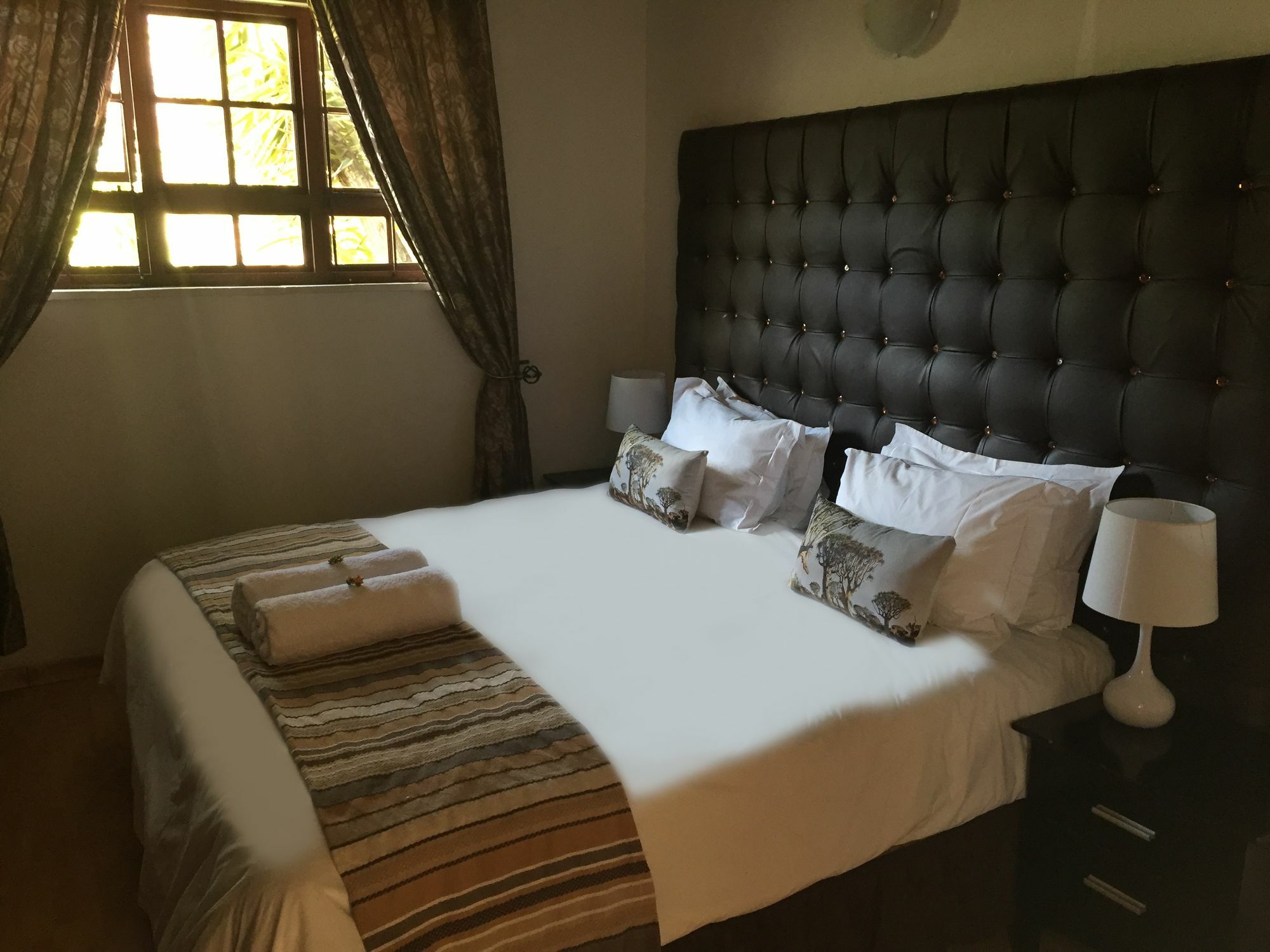 House On York Hotel Johannesburg Bagian luar foto